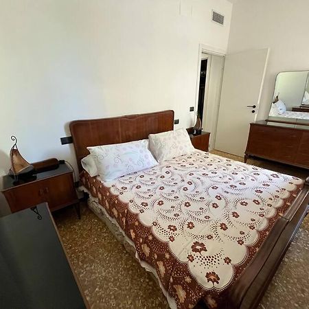 萨沃纳Casa Gerry, A Due Passi Dal Mare公寓 外观 照片